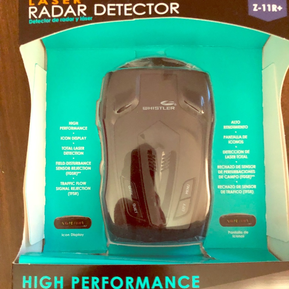 Auto Radar detector NIB NWT !!!